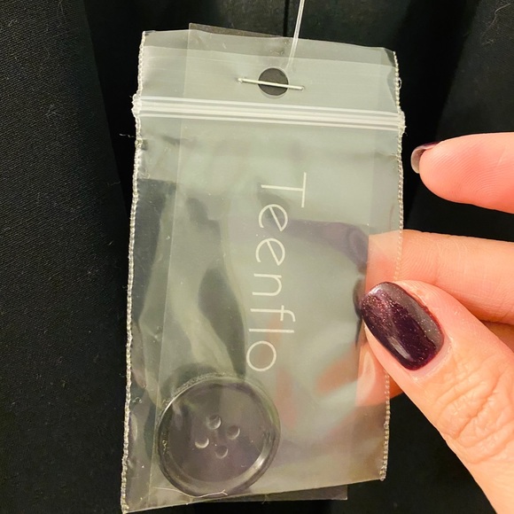 Teenflo suit - Picture 2 of 7